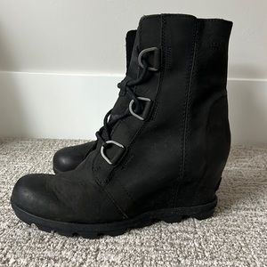 Sorel Joan of Arc Black Boots